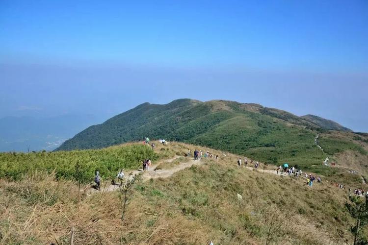 dongyabei(东岳北峙，浙江中南部的自然风光和人文胜景)