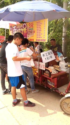 摆摊小吃哪里学(学习摆摊小吃最好的地方是哪里？)