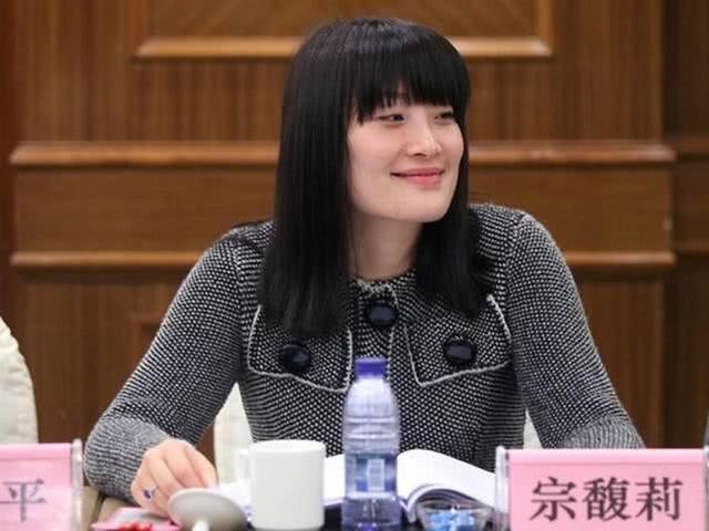 宗馥莉因爱生恨换了王力宏(宗馥莉出轨换了王力宏，引发爱恨情仇)