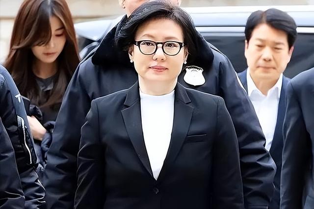 韩国财阀与前总统女儿离婚(韩财阀与韩前总统之女离婚，前女婿或需支付高达5200万美元的和解金)